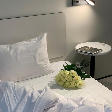 Ultramarinn Hotel Odessa Ngoại thất bức ảnh