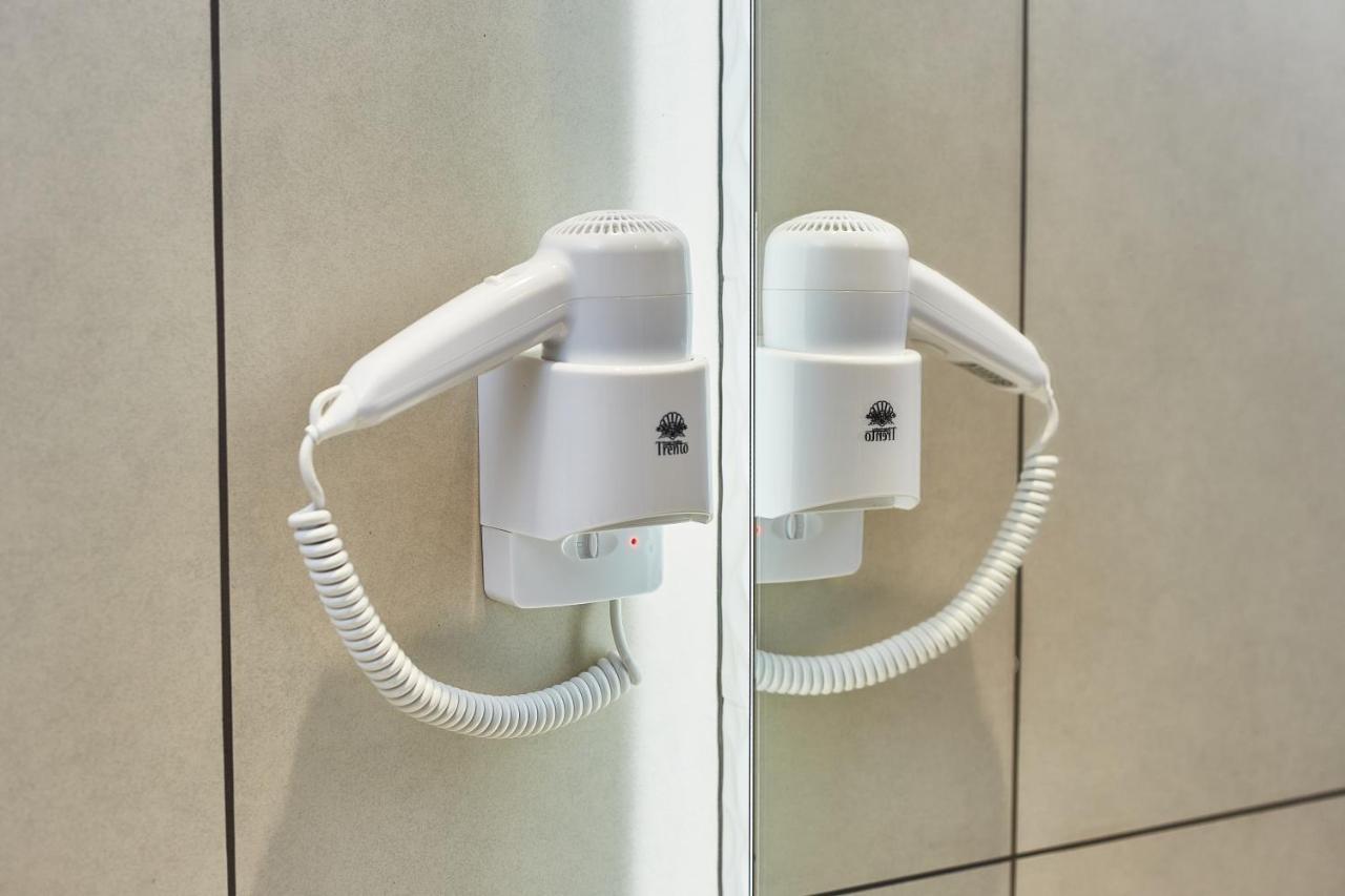 Ultramarinn Hotel Odessa Ngoại thất bức ảnh