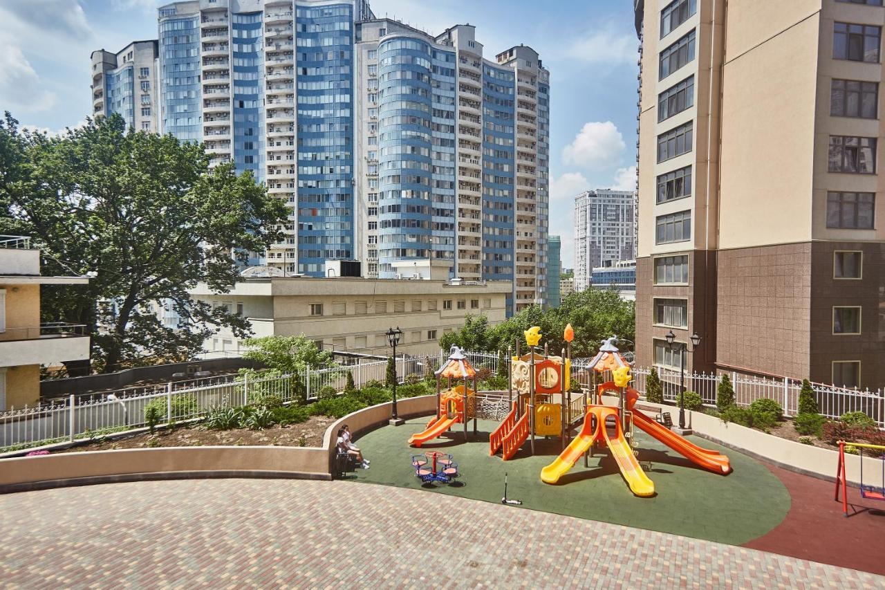 Ultramarinn Hotel Odessa Ngoại thất bức ảnh