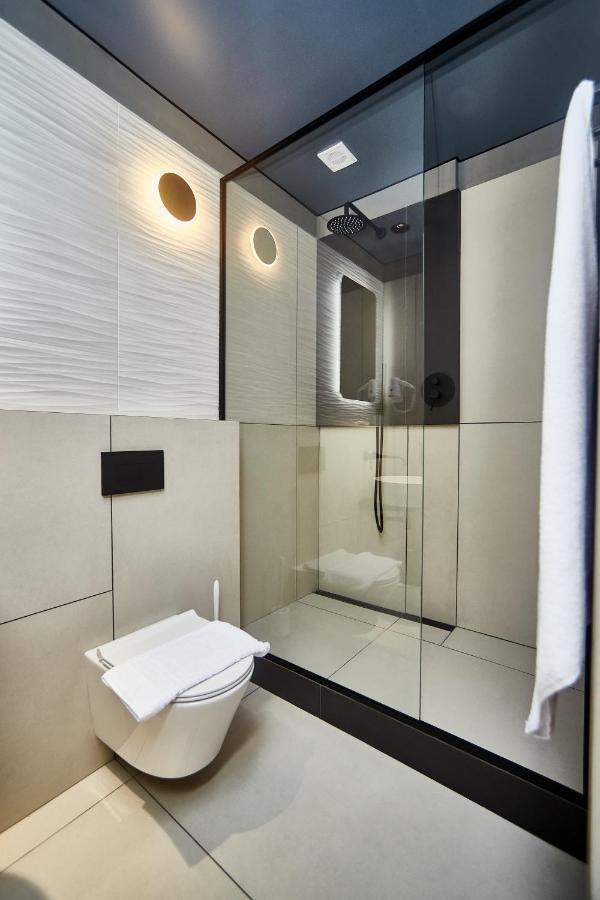 Ultramarinn Hotel Odessa Ngoại thất bức ảnh