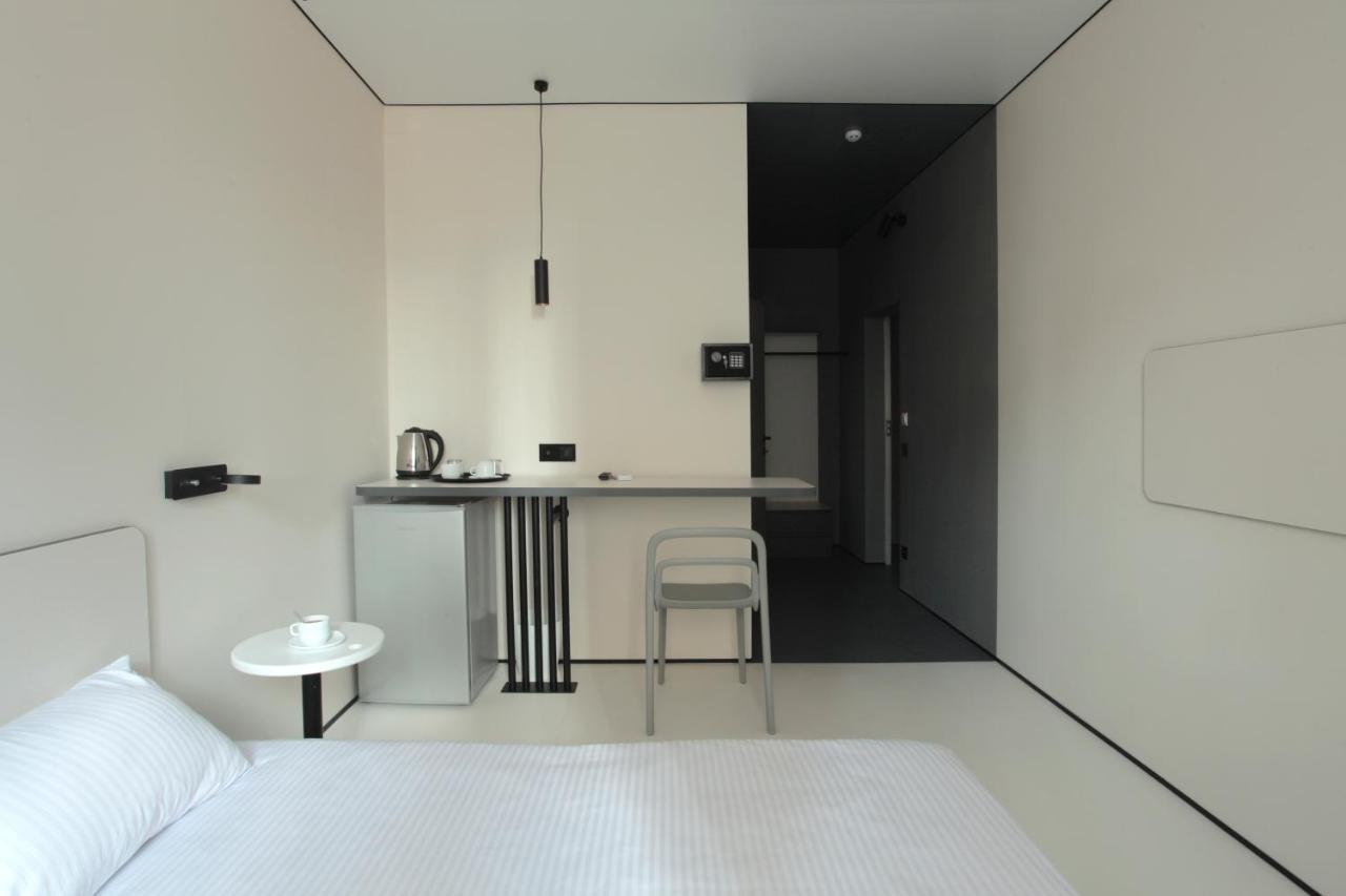 Ultramarinn Hotel Odessa Ngoại thất bức ảnh